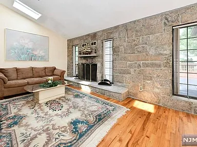 picture of the 1 bedroom apartment in 214 west 102 in manhattan 6