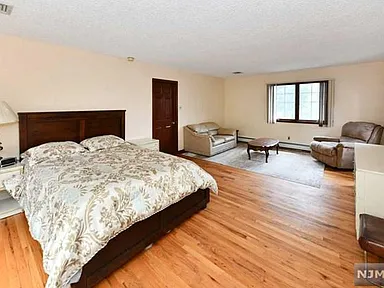 picture of the 1 bedroom apartment in 214 west 102 in manhattan 6